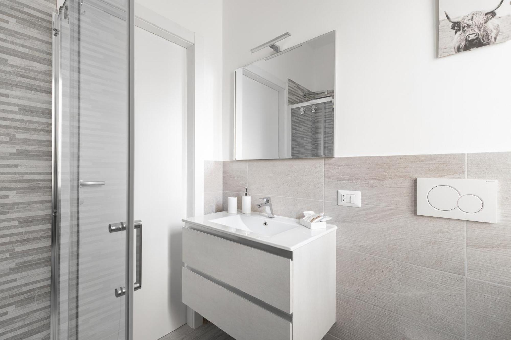 Pieno Centro Di Milano Per Gruppi, Famiglie E Viaggi Di Lavoro Appartement Buitenkant foto